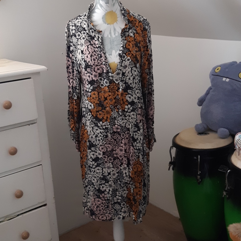 HM 70's inspired dress